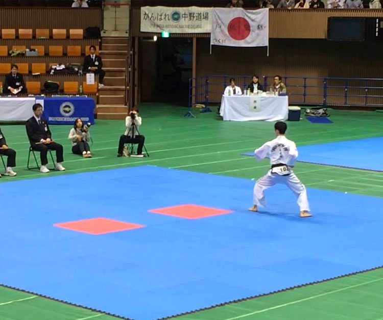 テコンドーの競技 トゥル（型）新宿早稲田ハナロテコンドースクール